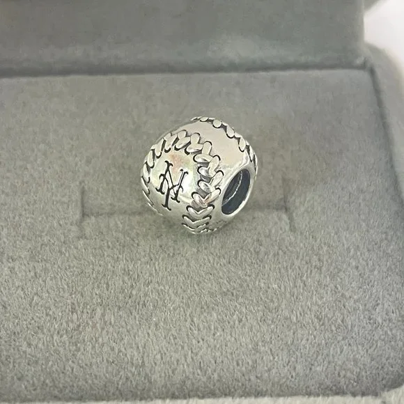 Pandora Jewelry Rare Pandora Ny Mets Mlb Retired Logo Baseball